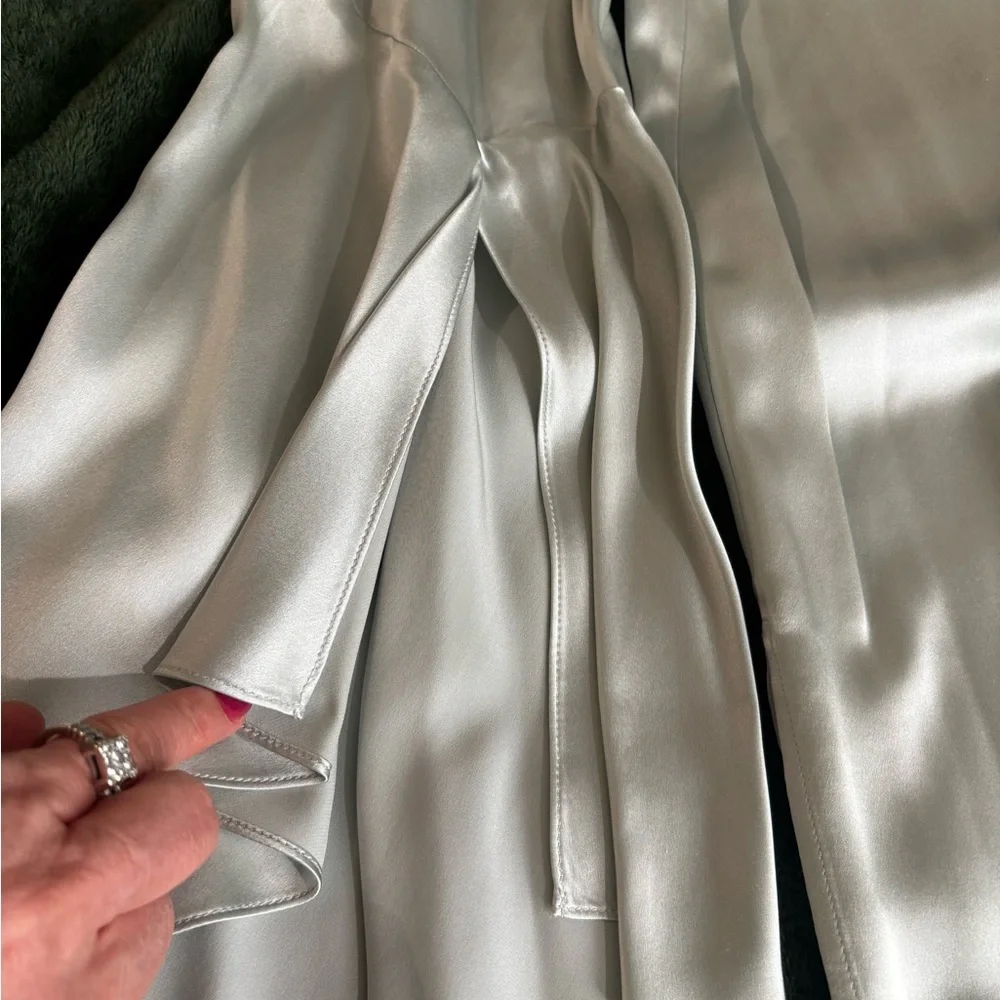Lafayette 148 New York Peppermint 100% Silk Bell Sleeve Blouse XL $498 Old Money - Picture 6 of 7